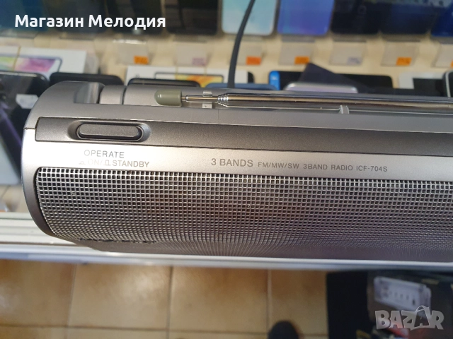 Радио SONY ICF-704S Silver 1 В отлично техническо и визуално състояние., снимка 4 - Радиокасетофони, транзистори - 22016595