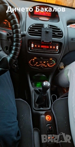 Peugeot 206 2HDI много икономична, снимка 5 - Автомобили и джипове - 52862707
