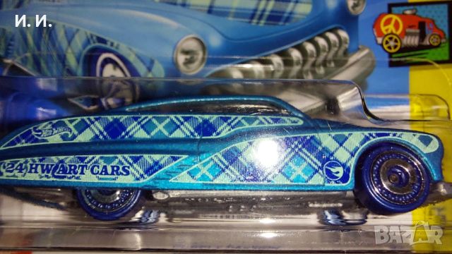 Hot Wheels TH , снимка 2 - Колекции - 46493696