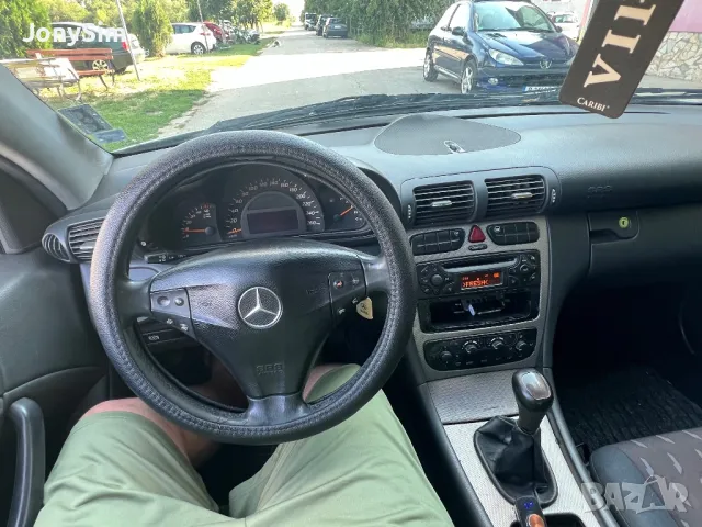 Mercedes Benz C220 , снимка 8 - Автомобили и джипове - 47039018