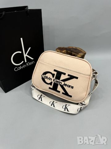 дамски чанти Calvin Klein , снимка 1 - Чанти - 46814172