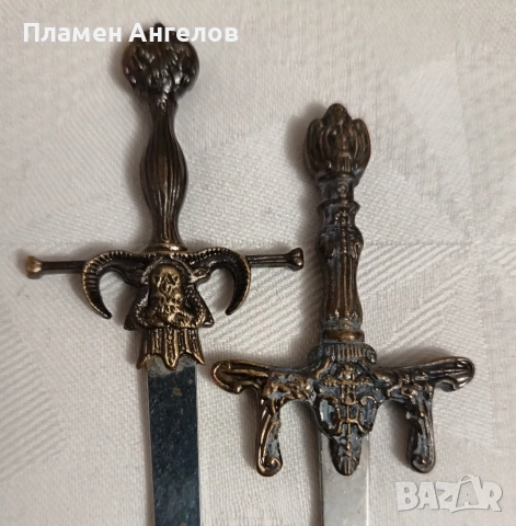 Колекционерски миниатюрни мечове-Ножове за писма. , снимка 2 - Други ценни предмети - 53979601