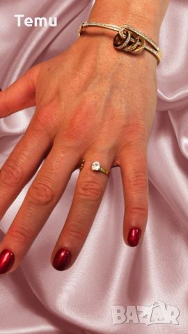 Модерен дамски пръстен от недъждаема стомана тип полузатворена халка с детелина и камък цирконий  Es