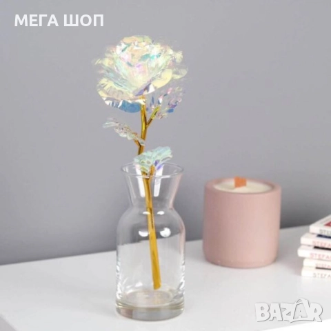 Роза в цветовете на дъгата – изискан подарък за любов и благодарност, снимка 2 - Изкуствени цветя - 52907605