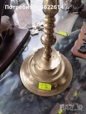 БРОНЗОВ СВЕЩНИК ИНТЕРЕСЕН , снимка 2 - Други ценни предмети - 52119424