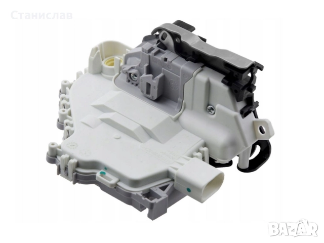 Брава за предна лява врата за Audi A3 8V