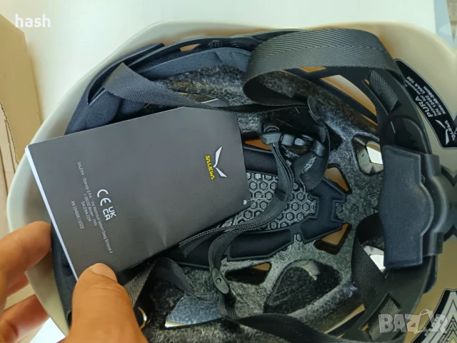 Здрава каска за алпинизъм Salewa Pura, унисекс, р-р S-M, снимка 12 - Спортна екипировка - 50828580