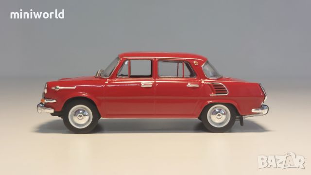 Skoda 1000MB 1968 - мащаб 1:43 на IXO моделът е нов в PVC дисплей-кейс, снимка 4 - Колекции - 46054858