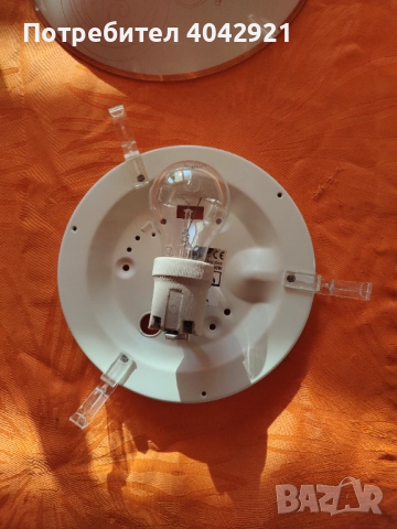 Плафон , снимка 2 - Лампи за таван - 52611138