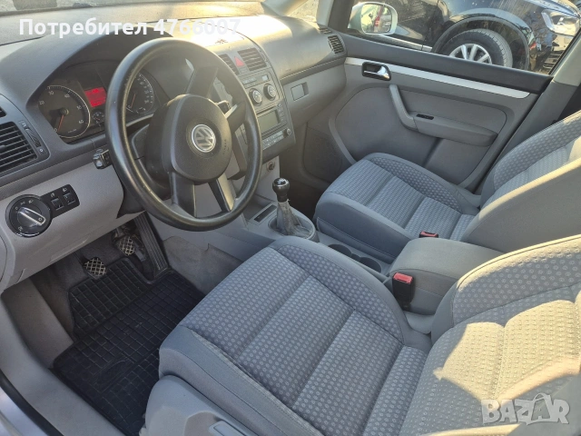 VW Touaran 2.0, 140 к.с., снимка 11 - Автомобили и джипове - 53857387