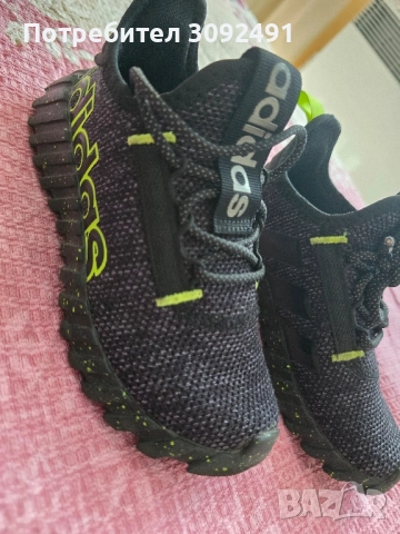 Детски оригинални маратонки Adidas , снимка 2 - Детски обувки - 51598593