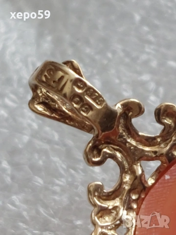 Три брошки камеи със златен обков-14 карата и 9 карата., снимка 10 - Колиета, медальони, синджири - 53074144