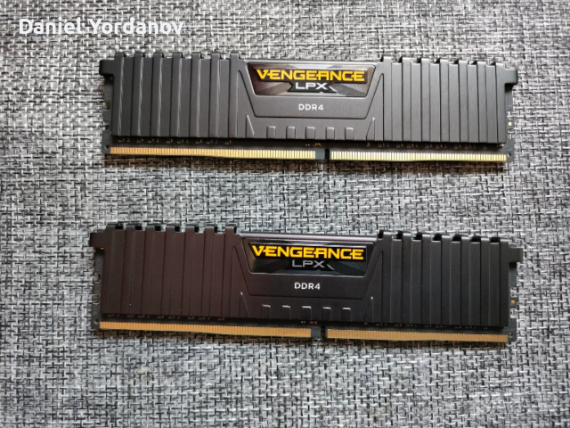 Corsair VENGEANCE® LPX 16GB (2 x 8GB) DDR4 DRAM 3600MHz C18 Memory Kit