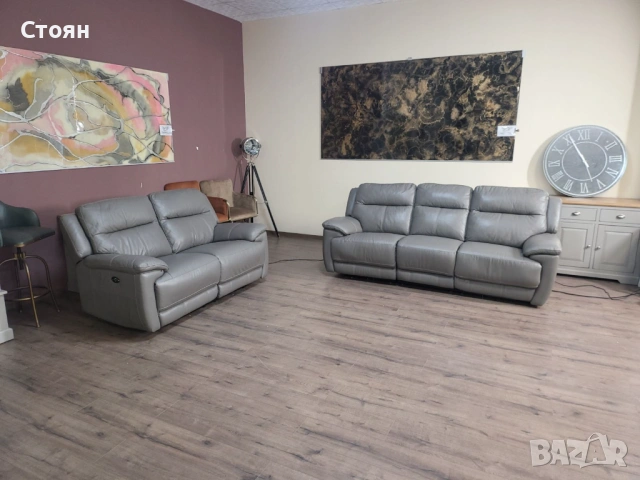 Сив кожен комплект дивани тройка и двойка с ел. релакс механизъм, снимка 6 - Дивани и мека мебел - 53730337
