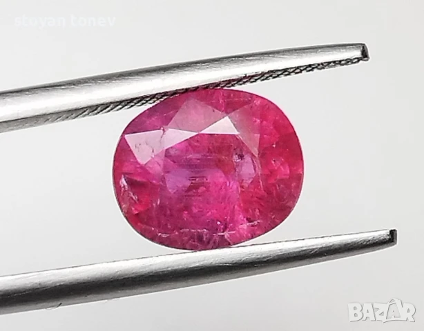 Фантастичен ненагряван рубин с жив цвят 2.13кт.! Сертифициран! Нов!, снимка 6 - Други - 50705746