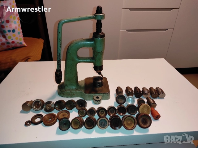 Немска ретро текстилна преса – над 10 кг, с много приставки, снимка 8 - Други машини и части - 53828608