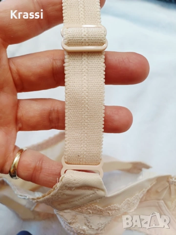 Беж сутиен Triumph classics 80 B нов, снимка 5 - Бельо - 53221899