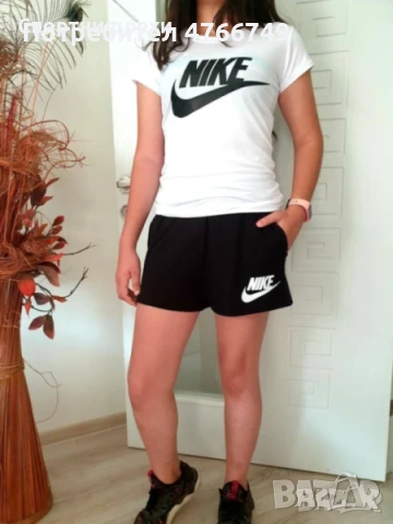 Дамски спортен екип 