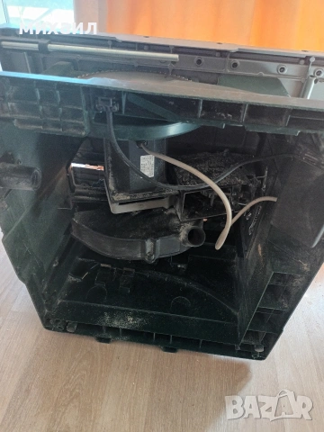 Професионален циркуляр Bosch, снимка 6 - Циркуляри - 54139279