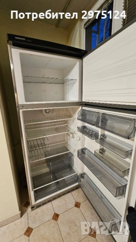 Продавам голям хладилник с фризер Liebherr, снимка 3 - Хладилници - 53645511