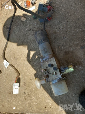 Помпа за таван пежо 206цц , снимка 3 - Части - 50488746