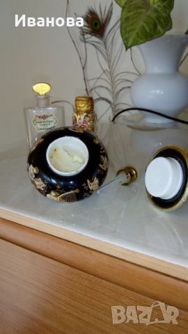 Стари колекционерски шишенца от парфюм, снимка 4 - Други ценни предмети - 45199876