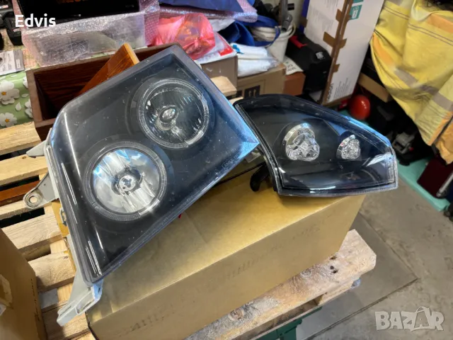 Предни фарове за Тойота Ландкрузер 90, снимка 3 - Части - 49986753