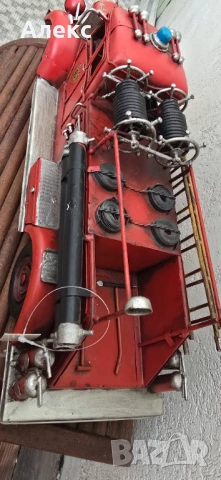 Голяма метална пожарна с етикет.Нова. 50см, снимка 3 - Антикварни и старинни предмети - 53650970