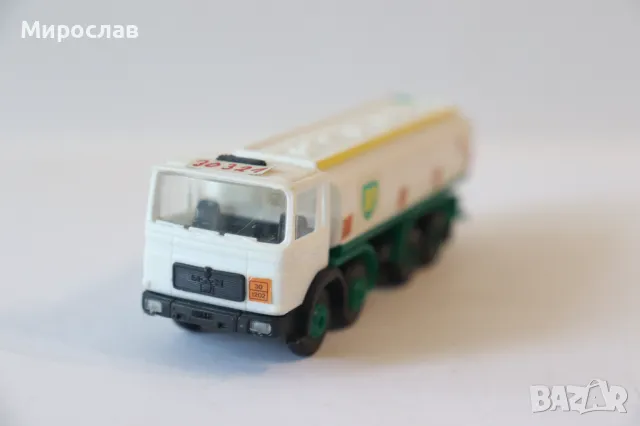 KIBRI H0 1/87 MAN ЦИСТЕРНА КАМИОН МОДЕЛ КОЛИЧКА, снимка 2 - Колекции - 50009277