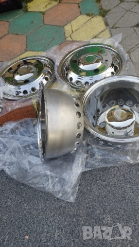 оригинални олекотени хромирани тасове за двойна гума sprinter crafter, снимка 3 - Части - 51456163