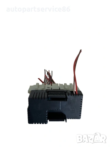 Кутия с предпазители и релета LHD за Volvo V70 2.0 TDI 163HP (2012) 6G9T-14C507-AB