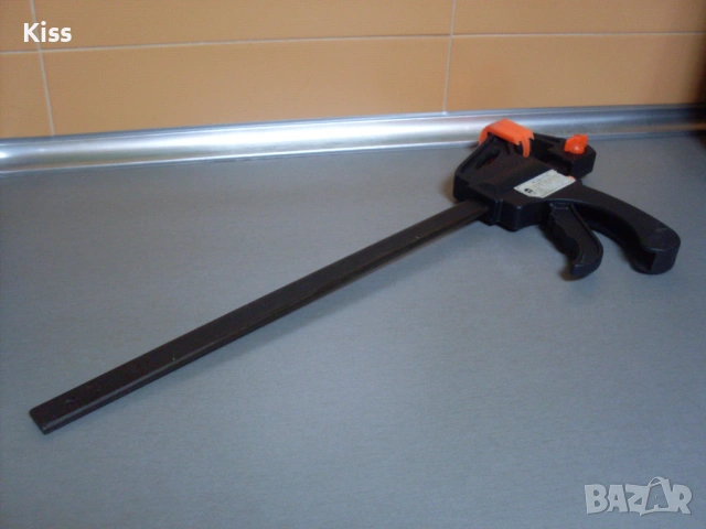 Стяга- бърза.