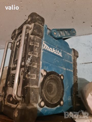 Радио makita , снимка 1 - Радиокасетофони, транзистори - 46270680