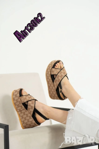 сандали GUCCI, снимка 4 - Сандали - 51458016