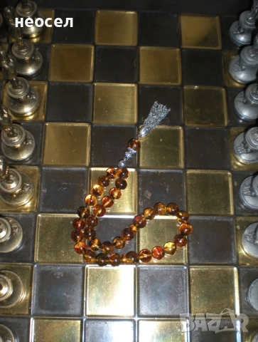 Кехлибарена броеница от натурален непресован балтийски кехлибар цвят коняк 16.11 гр., снимка 7 - Други - 49611564