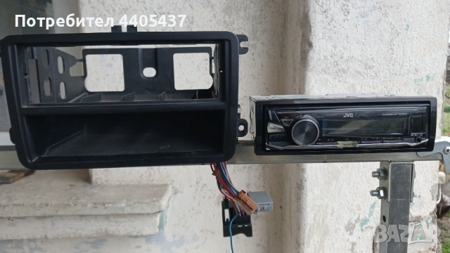 Авто радио и рамка за шкода октавия