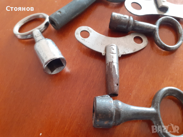 Ключове за навиване на часовници СССР,ГДР., снимка 1 - Антикварни и старинни предмети - 42551130