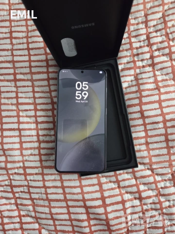 Продавам Samsung S24, снимка 4 - Samsung - 54281597