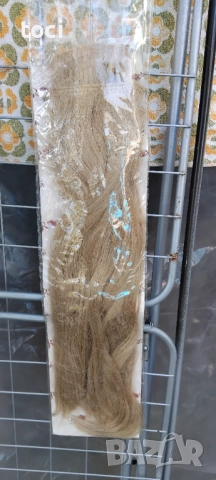 Дълги руси кичури чисто нови