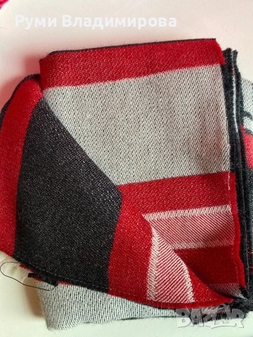 Голям шал/ тип одеало от 100 % baby alpaca, снимка 6 - Шалове - 43031453