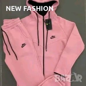 Дамски Ватирани Екипи Nike , снимка 5 - Спортни екипи - 46791887