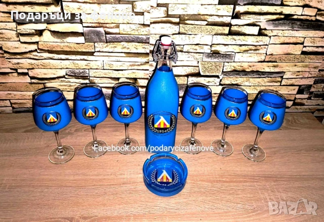 Подарък за фен на  "ЛЕВСКИ"- ръчно декорирана бутилка с логото на "Левски", снимка 5 - Подаръци за мъже - 34758434