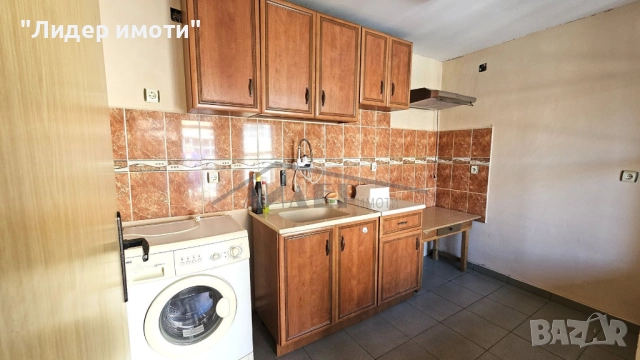 Къща с дворно място от 507 кв.м. в с. Цалапица, снимка 5 - Къщи - 52120605