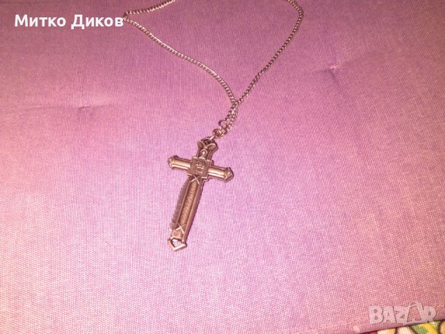 Верижка с кръстче вътре с ножче God Protect като ново, снимка 12 - Колиета, медальони, синджири - 46474141