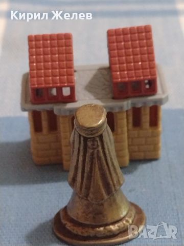 Метална фигура играчка KINDER SURPRISE Кралица с Кралство за КОЛЕКЦИОНЕРИ 23361, снимка 6 - Колекции - 45467432