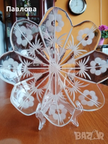 Кристална фруктиера 