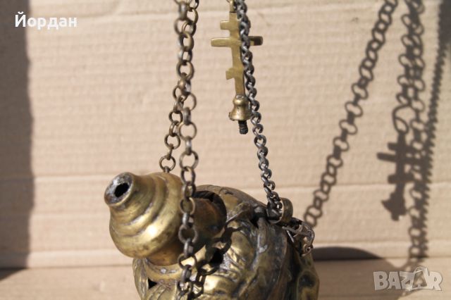Старо бронзово кандило, снимка 2 - Антикварни и старинни предмети - 45422053