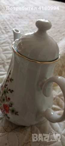 порцеланов чайник , снимка 2 - Сервизи - 51669444