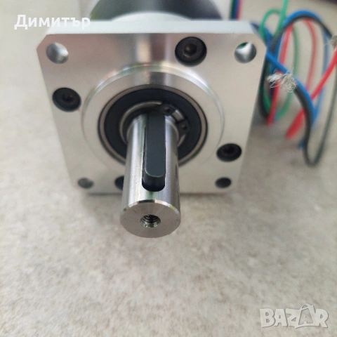 Стъпков електродвигател nema 23 с редуктор 1:20, снимка 3 - Електродвигатели - 54168074