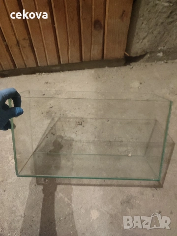 Малък аквариум , снимка 2 - Аквариуми - 53838416